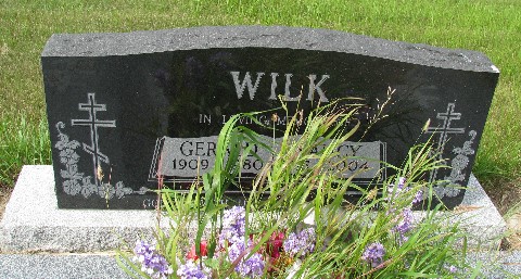 Wilk, Gerald 80 & Nancy 04.jpg